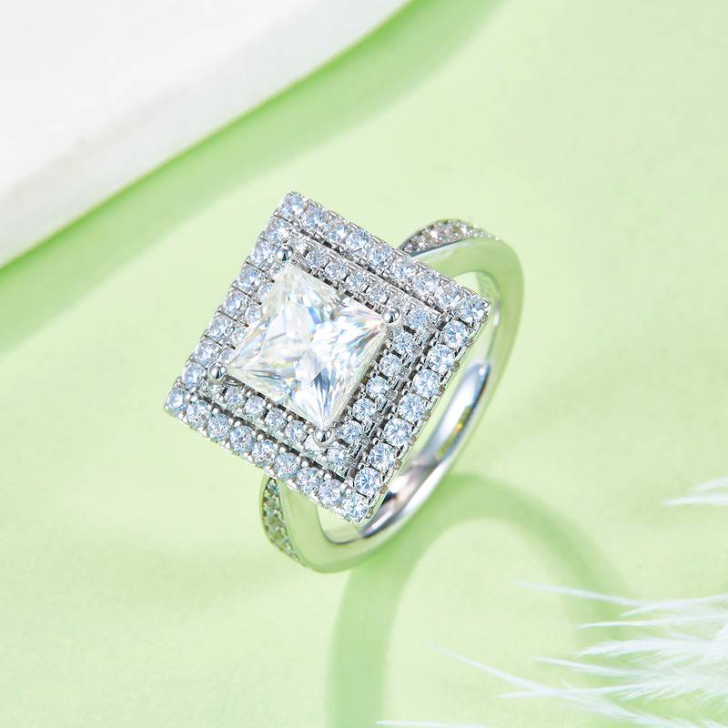 豪镶正方形S925银镀白金MoissaniteWomen's Ring2.0ctD级